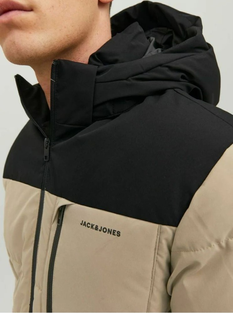 Чоловіча куртка Jack&Jones бежевого кольору