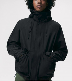 Ветровка Zara черная