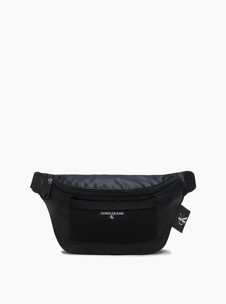 Бананка Calvin Klein з логотипом